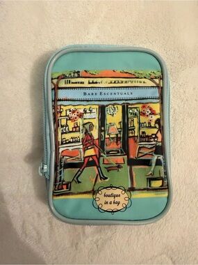 Bare Escentuals Turquoise Boutique-in-a-Bag Printed Travel Pouch